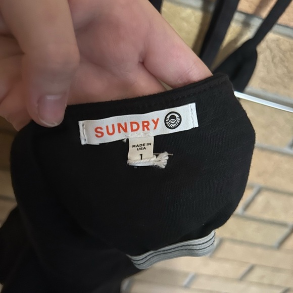 SUNDRY Revolve Ruched Halter Top in Black Spaghetti Strap Size 1/Small (4-6) - Picture 4 of 5